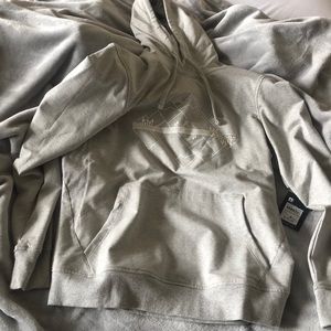 BNWT Woods XL Hoodie